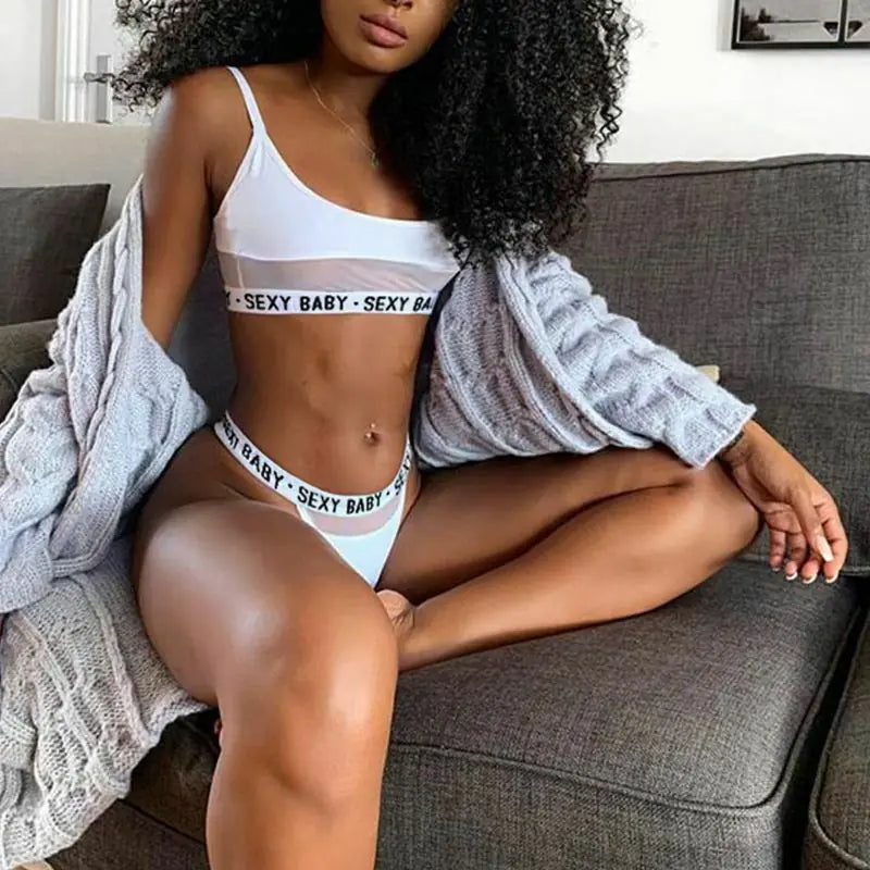 Conjunto de Lencería Seducción Chic de Encaje