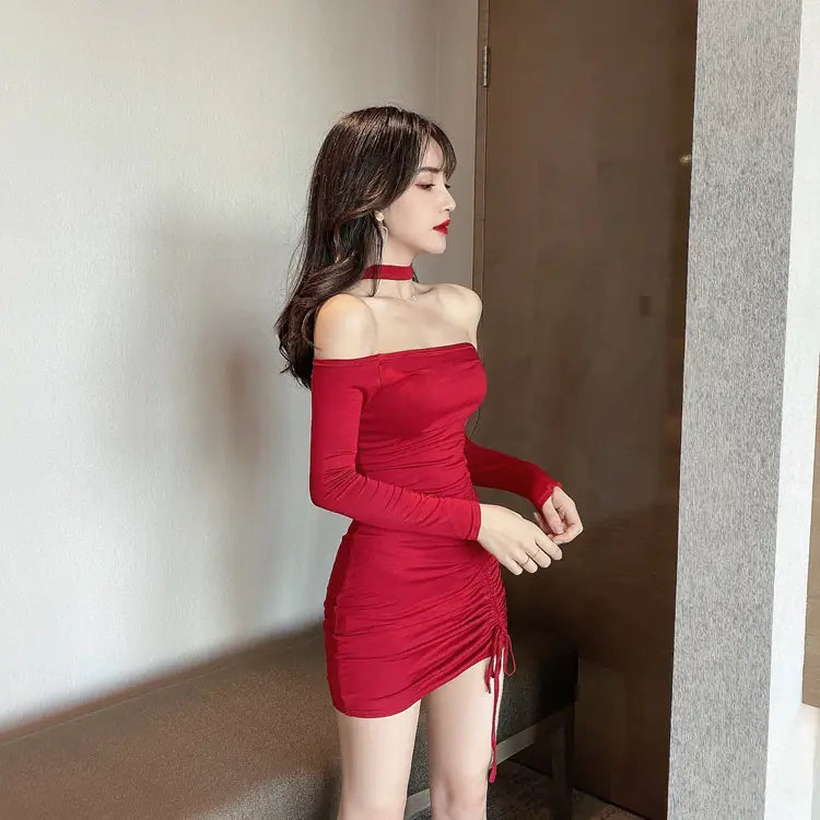 Vestido Ceñido de Manga Larga y Hombro Descubierto Otoñal Sexy